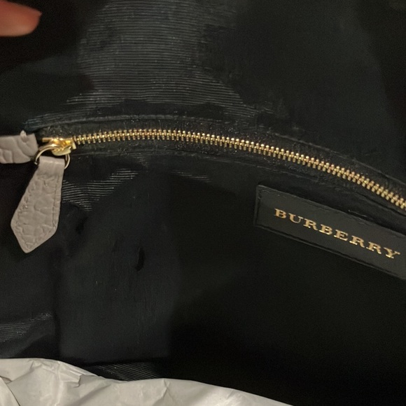 BURBERRY GAIN WELBURN TOTE - Picture 16 of 17